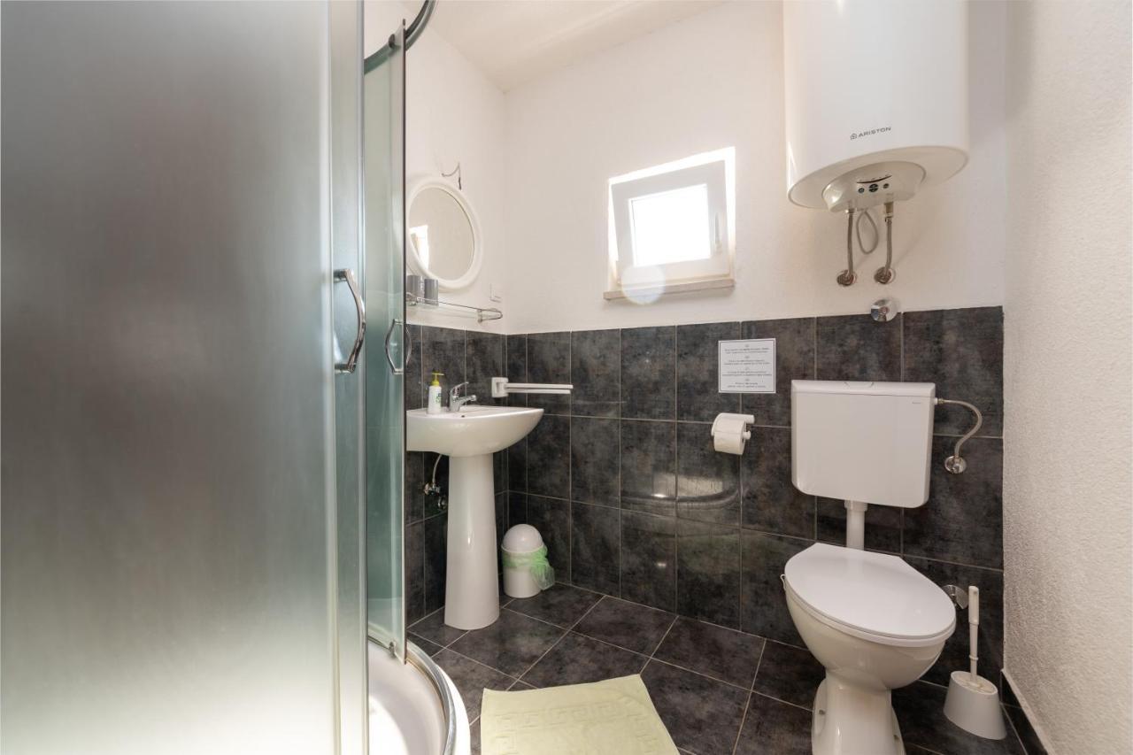 Apartments Oliva Пореч Экстерьер фото